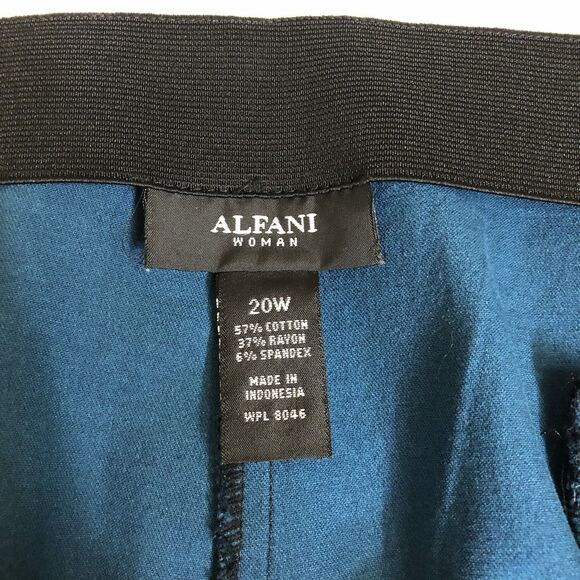 Women’s Dress Pants Alfani Black With Blue Shell Pattern Size 20W Elastic Wrist - Picture 12 of 12